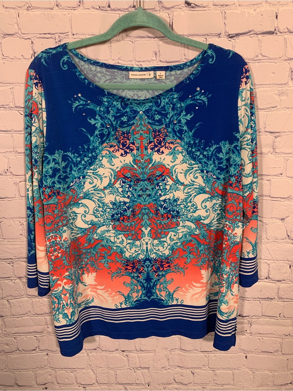 Susan Graver Womens Liquid Knit Scoop Neck Printed & Rhinestone Top Sz L Fairy